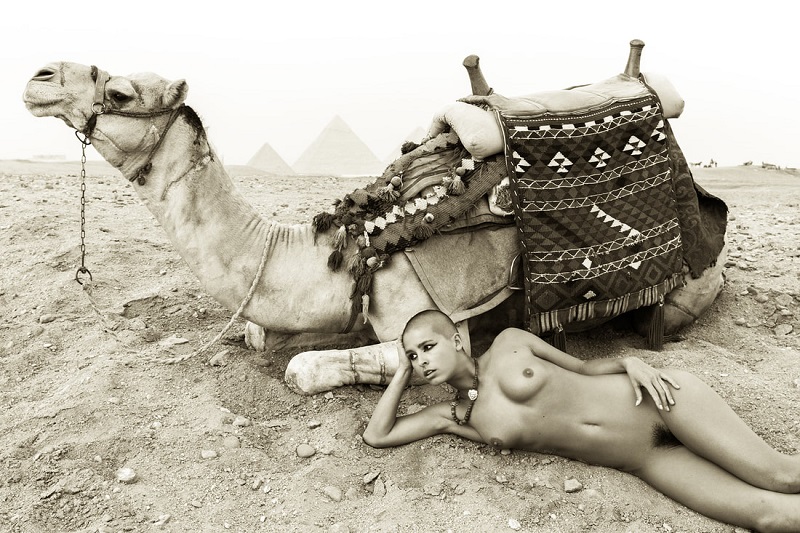 Beauties in the nude in El Giza