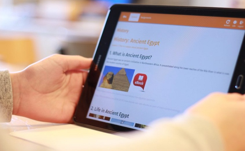 Egypt’s Ministry of Education Receives First Batch of 100,000 Educational Tablets for Schools