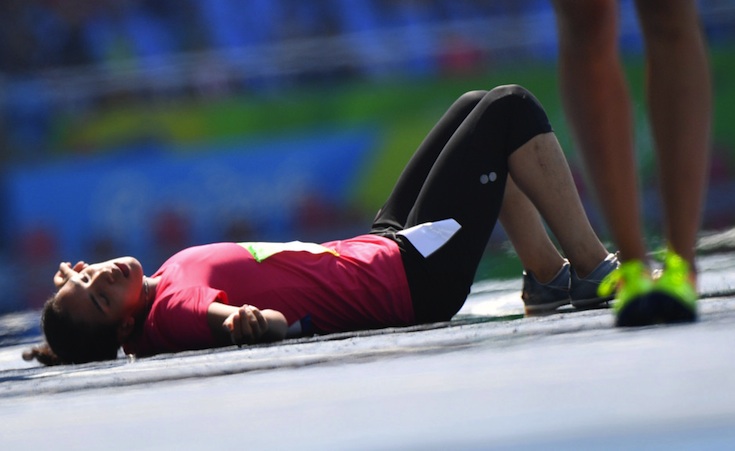 Egyptian Female Olympian Collapses At The Finish Line