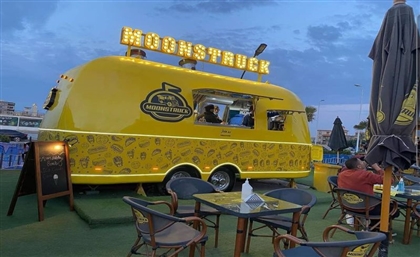 Moonstruck Brings Their Dessert Burgers to 6th of October